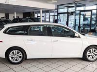 Gebraucht Peugeot 308 SW Active 131 PS (96 kW) 2020 Weiß Kombi