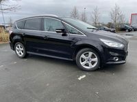 Gebraucht Ford S-MAX S 150 PS (110 kW) 2017 Schwarz Van / Kleinbus
