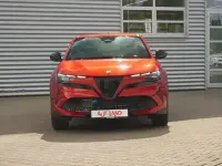 Neu Alfa Romeo Junior Edizione Speciale 145 PS (106 kW) 2026 Rot SUV