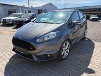 Usata Ford Fiesta ST 182 CV (133 kW) 2015 Grigio Utilitaria