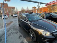 Gebraucht Hyundai i30 Edition 109 PS (80 kW) 2012 Schwarz Kombi