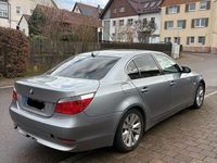 Gebraucht BMW 530 231 PS (169 kW) 2007 Grau Limousine