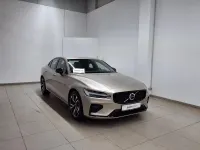 Gebraucht Volvo S60 Plus 250 PS (183 kW) 2023 Beige Limousine