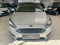 Gebraucht Ford Focus Titanium 125 PS (91 kW) 2018 Silber Limousine