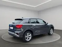 Gebraucht Audi Q2 S-Line 150 PS (110 kW) 2026 Daytonagrau perleffekt SUV