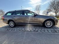 Gebraucht Mercedes E300 Elegance 231 PS (169 kW) 2012 Grau Limousine
