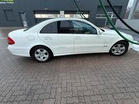 Second-hand Mercedes E320 Avantgarde 2008 Berlinǎ