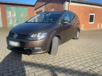 Gebraucht VW Sharan Comfortline 150 PS (110 kW) 2011 Braun Van / Kleinbus