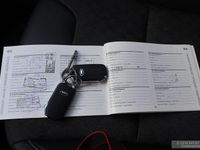 Gebraucht Kia Niro 141 PS (103 kW) 2020 Rot SUV