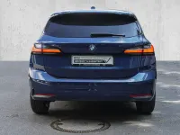 Gebraucht BMW 220 Active Tourer Luxury Line 156 PS (114 kW) 2023 Blau Van / Kleinbus