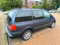 Second-hand VW Sharan 115 CP (84 kW) 2005 Verde Monovolum