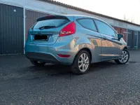 Gebraucht Ford Fiesta Trend 97 PS (71 kW) 2009 Blau Limousine