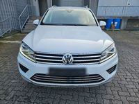 gebraucht VW Touareg 3.0 V6 TDI Tiptronic Executive AHK