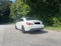 Gebraucht Mercedes CLA250 211 PS (155 kW) 2016 Weiß Limousine
