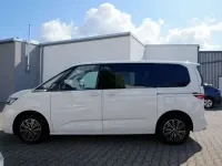 Käytetty VW Multivan Life 110 HP (80 kW) 2024 Valkoinen Tila-auto