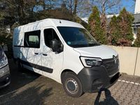 Second-hand Renault Master 135 CP (99 kW) 2023 Alb Monovolum