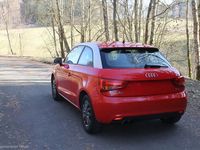 Gebraucht Audi A1 Ambition 122 PS (89 kW) 2011 Rot Kleinwagen