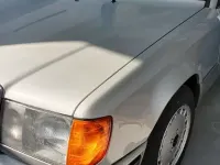 Second-hand Mercedes E300 179 CP (131 kW) 1988 Argintiu Berlinǎ