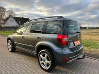 Gebraucht Skoda Yeti Style 150 PS (110 kW) 2015 Grau SUV