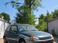 Gebraucht Toyota Starlet 75 PS (55 kW) 1999 Blau Kleinwagen