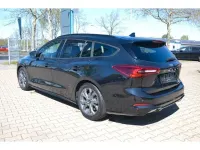 Gebraucht Ford Focus 125 PS (91 kW) 2024 Obsidanschwarz (metallic) Kombi