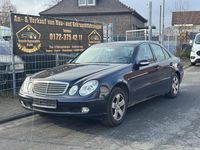 Gebraucht Mercedes E200 163 PS (119 kW) 2003 Blau Limousine