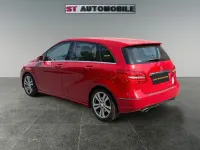Gebraucht Mercedes B220 170 PS (125 kW) 2013 Rot Kleinwagen