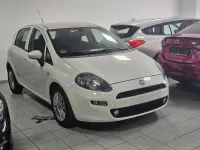Gebraucht Fiat Punto Lounge 105 PS (77 kW) 2017 Weiß Kleinwagen