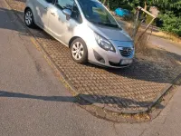 Gebraucht Opel Meriva 101 PS (74 kW) 2012 Silber Van / Kleinbus