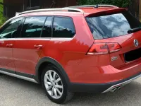 Używany VW Golf Alltrack 184 KM (135 kW) 2016 Czerwony Kombi