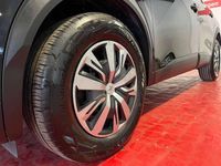 Gebraucht Peugeot 2008 Active 101 PS (74 kW) 2020 Lack onyx schwarz SUV