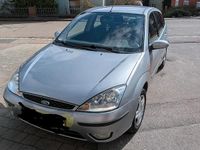 Gebraucht Ford Focus 100 PS (73 kW) 2002 Silber Kleinwagen