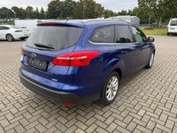 Gebraucht Ford Focus Titanium 150 PS (110 kW) 2018 Blau Kombi