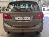 Gebraucht BMW 220 Advantage 192 PS (141 kW) 2016 Platinsilber metallic Van / Kleinbus