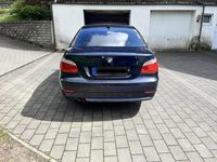 Gebraucht BMW 523 190 PS (139 kW) 2009 Blau Limousine
