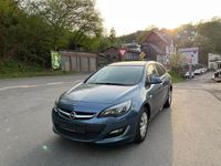 Second-hand Opel Astra 131 CP (96 kW) 2012 Albastru Break