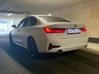 Gebraucht BMW 320e Advantage 163 PS (119 kW) 2022 Weiß Limousine