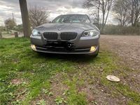 Gebraucht BMW 520 184 PS (135 kW) 2012 Grau Kombi