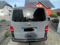 Gebraucht VW T5 140 PS (102 kW) 2014 Grau Van