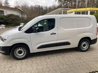 Gebraucht Opel Combo-e Life Basis 100 kW (136 PS) 2024 Jade weiß Van / Kleinbus