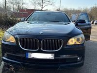Gebraucht BMW 740 326 PS (239 kW) 2009 Blau Limousine