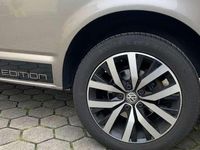 Gebraucht VW Multivan Edition 204 PS (150 kW) 2017 Beige Van