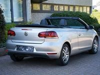 Second-hand VW Golf 105 CP (77 kW) 2010 Gri Cabrio