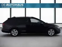 Gebraucht VW Golf VIII Life 150 PS (110 kW) 2024 Schwarz Kombi