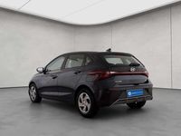Gebraucht Hyundai i20 Select 79 PS (58 kW) 2024 Auora grey Kleinwagen