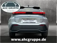 Neu Toyota C-HR Connect Style 152 PS (111 kW) 2025 Silber SUV