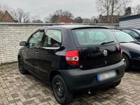 Gebraucht VW Fox 94 PS (69 kW) 2007 Schwarz Kleinwagen