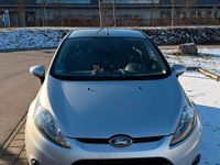 Gebraucht Ford Fiesta 82 PS (60 kW) 2008 Silber Kleinwagen