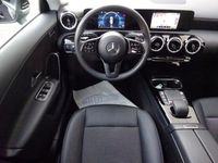 gebraucht Mercedes CLA180 Shooting Brake BUSINESS SPURASS SHZ TMAT TLEDER EU6D