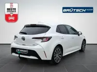 Gebraucht Toyota Corolla Connect Style 116 PS (85 kW) 2022 Super white 2 Limousine
